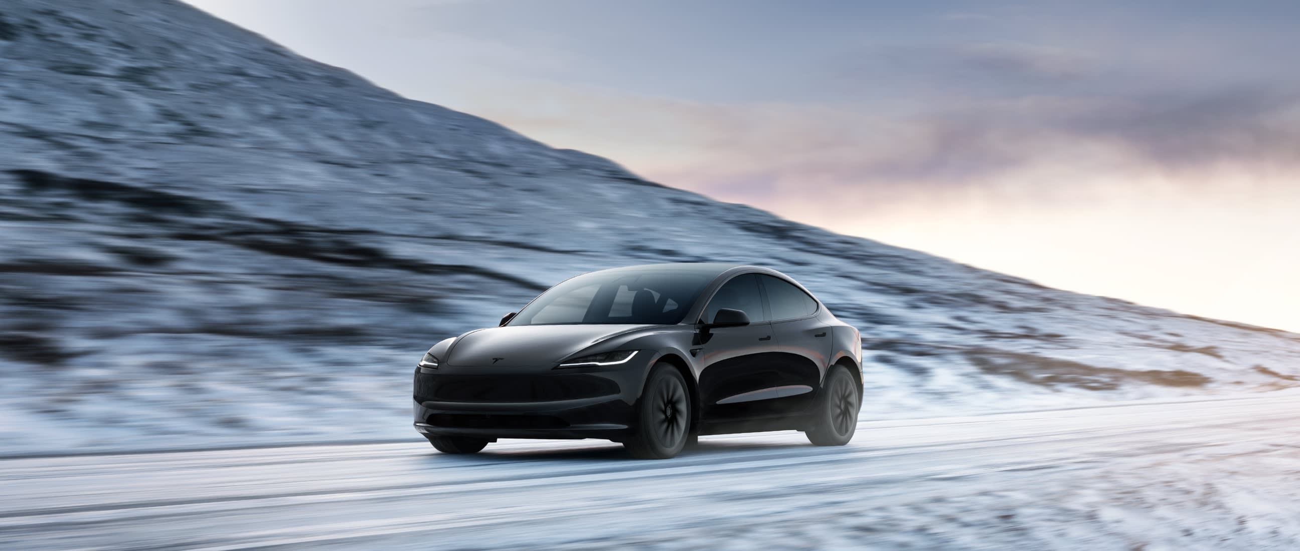 Práve v týchto dňoch prichádzajú do schránok tisícom Slovákov predpisy poistného na rok 2026 a pohľad na konečnú sumu mnohých nepoteší. Éra „stoeurového“ PZP sa pre väčšinu kategórií definitívne končí.