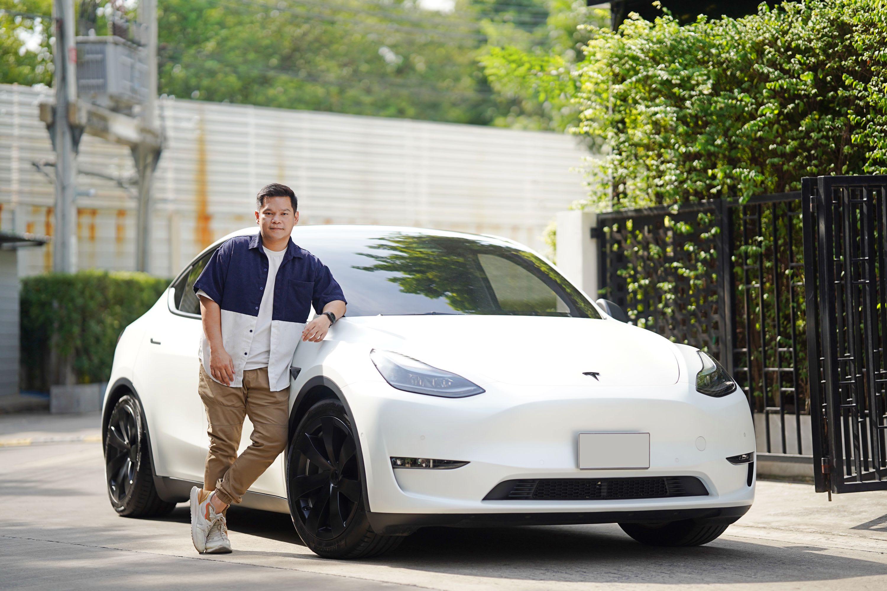 ชีวิตของผมปลอดภัยมากขึ้นด้วยฟีเจอร์สุดล้ำของ Tesla