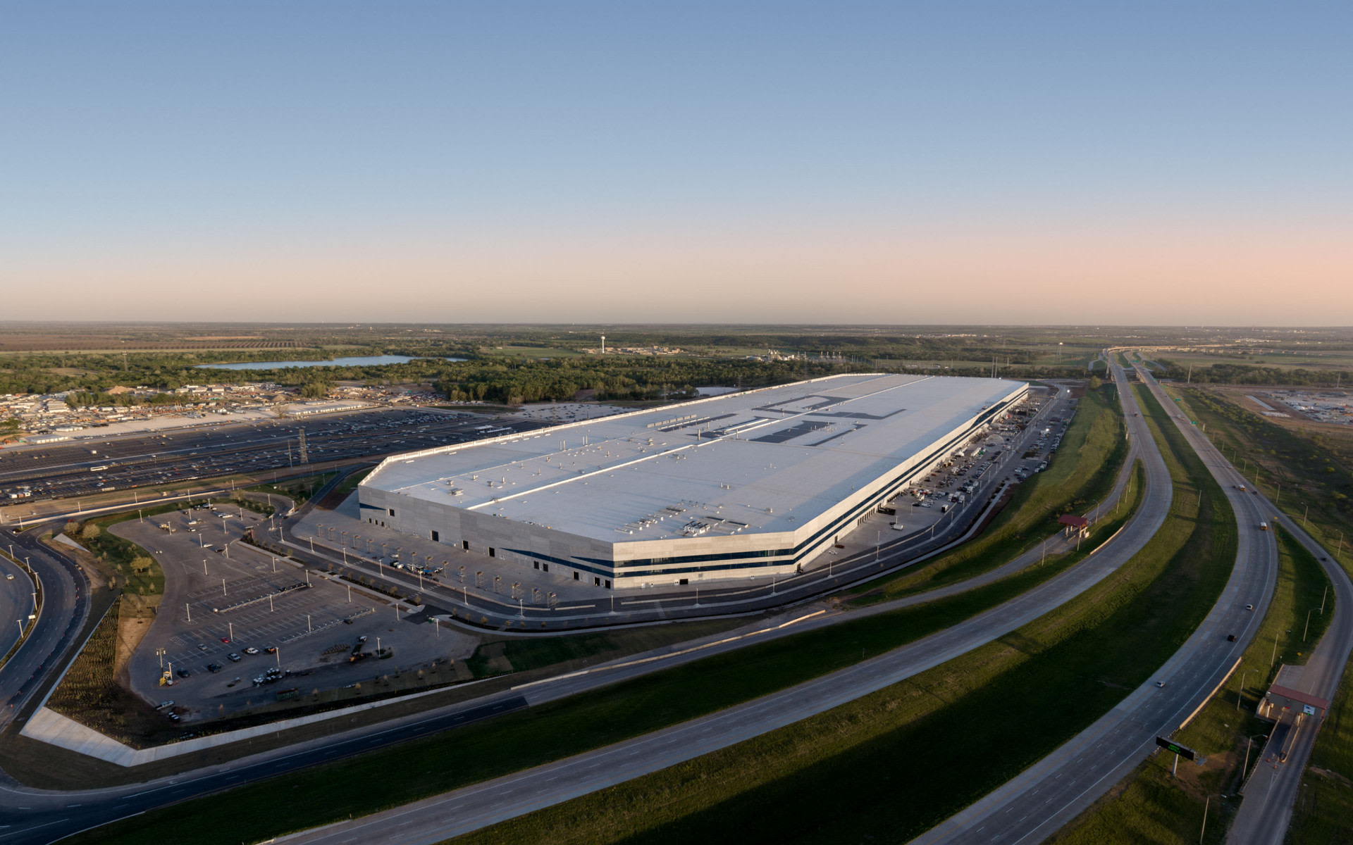 Vue aérienne de la Gigafactory Texas