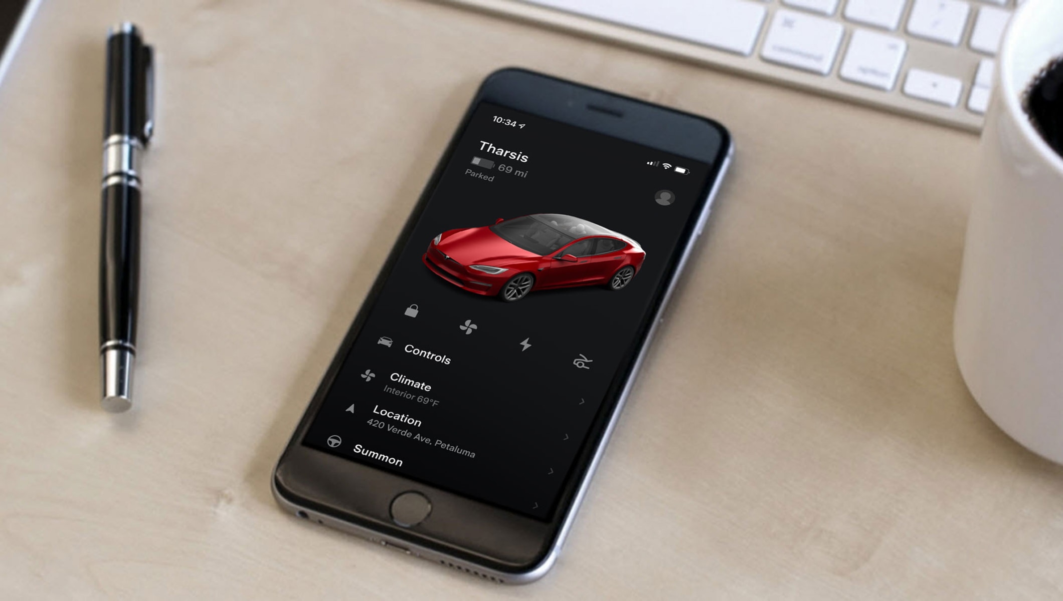 Tesla App auf Telefon