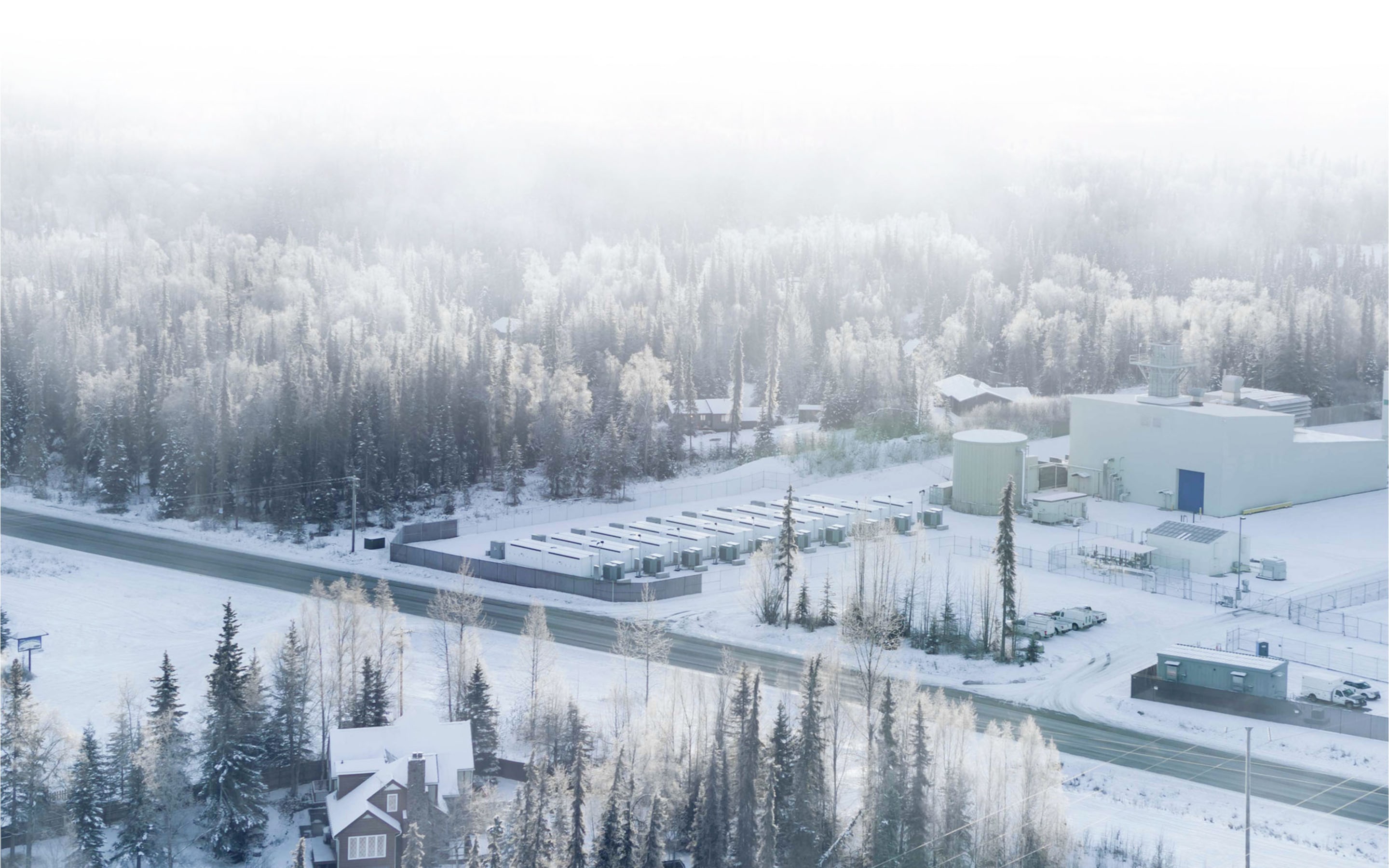 Megapack-installasjon i snø