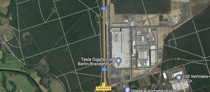 Tesla 柏林-勃蘭登堡 Gigafactory 的 Google 衛星視圖