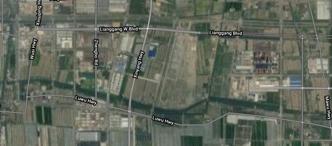 Google-satellietweergave van de Tesla Gigafactory in Shanghai