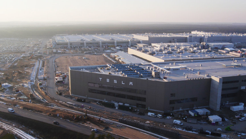 Vista de dron de la Gigafactory de Berlín