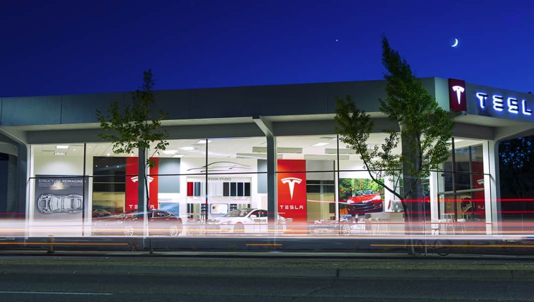 Tesla 展厅