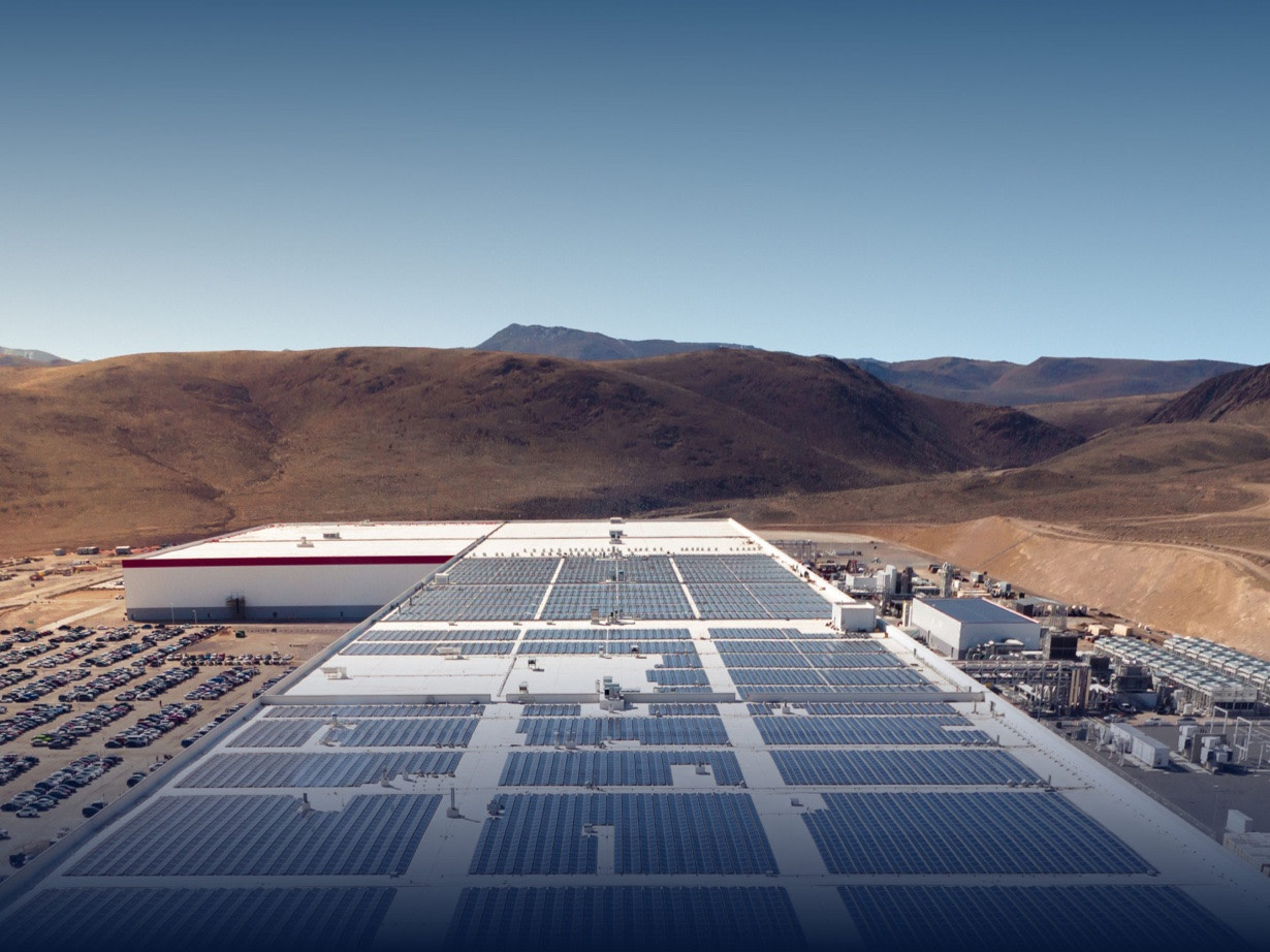 Tesla 太陽光発電システム