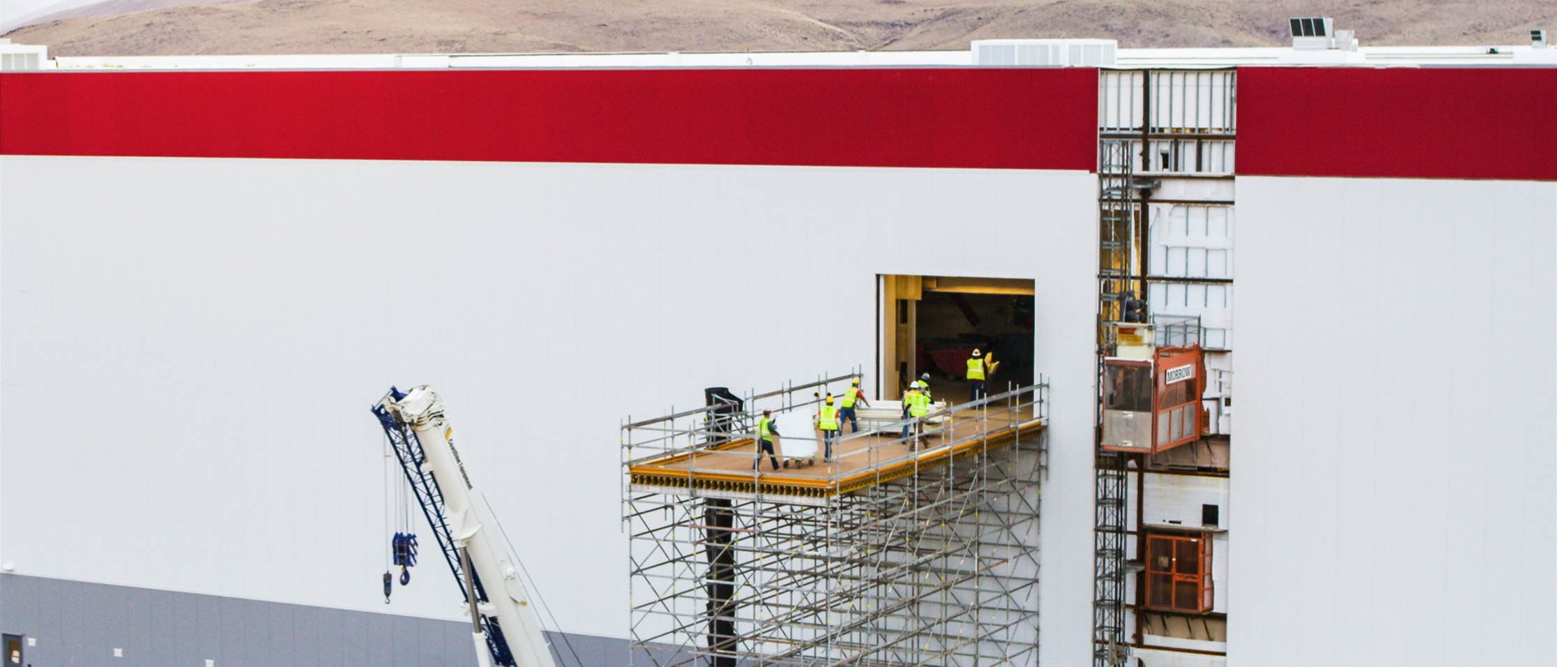 Ingenjörer på Teslas Gigafactory